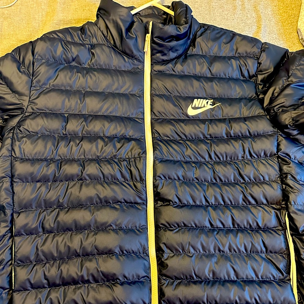 Like New Nike Puffer